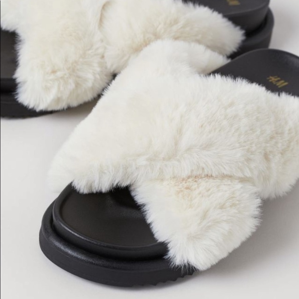 H&M Faux fur slippers - Picture 5 of 5
